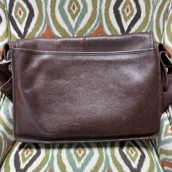 Coach Large Messenger Bag - Picture 2 of 6